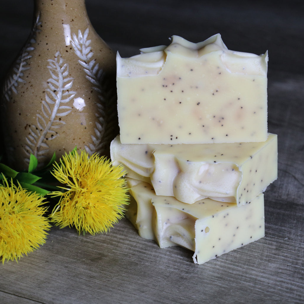 Dandelion-Poppyseed soap 2